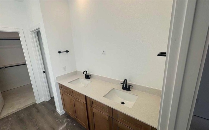 657 Tyronza Drive, Justin, TX 76247, 4 Habitaciones Habitaciones , ,3 BañosBaños,Residential,En Venta,657 Tyronza Drive,0,21169384