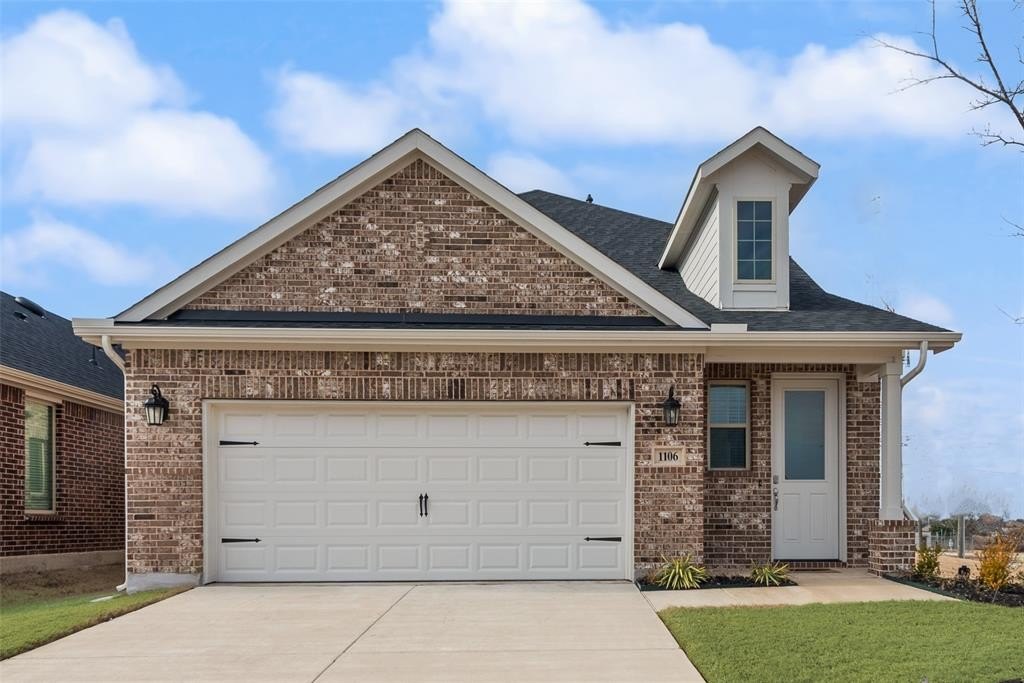 1106 Redcoat Drive, Forney, TX 75126, 4 Bedrooms Bedrooms, ,2 BathroomsBathrooms,Residential,For Sale,1106 Redcoat Drive,0,21169416