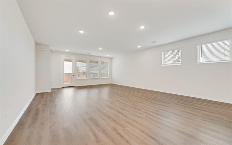 1106 Redcoat Drive, Forney, TX 75126, 4 Bedrooms Bedrooms, ,2 BathroomsBathrooms,Residential,For Sale,1106 Redcoat Drive,0,21169416