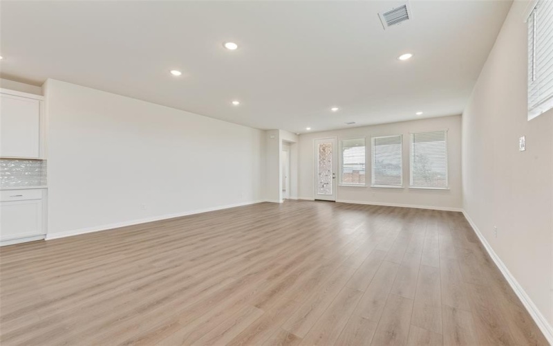 1106 Redcoat Drive, Forney, TX 75126, 4 Bedrooms Bedrooms, ,2 BathroomsBathrooms,Residential,For Sale,1106 Redcoat Drive,0,21169416