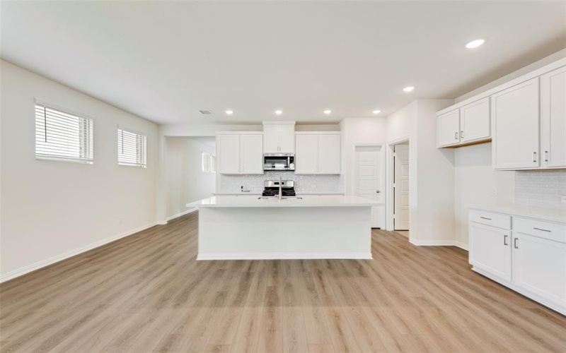 1106 Redcoat Drive, Forney, TX 75126, 4 Bedrooms Bedrooms, ,2 BathroomsBathrooms,Residential,For Sale,1106 Redcoat Drive,0,21169416