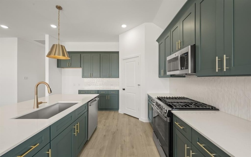 661 Tyronza Drive, Justin, TX 76247, 3 Bedrooms Bedrooms, ,2 BathroomsBathrooms,Residential,For Sale,661 Tyronza Drive,0,21169788