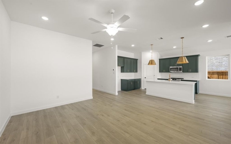 661 Tyronza Drive, Justin, TX 76247, 3 Bedrooms Bedrooms, ,2 BathroomsBathrooms,Residential,For Sale,661 Tyronza Drive,0,21169788