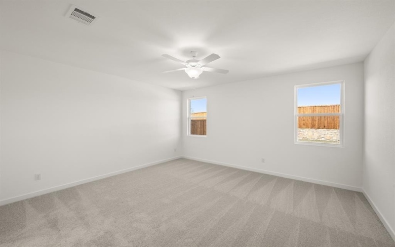 665 Tyronza Drive, Justin, TX 76247, 4 Habitaciones Habitaciones , ,3 BañosBaños,Residential,En Venta,665 Tyronza Drive,0,21169807