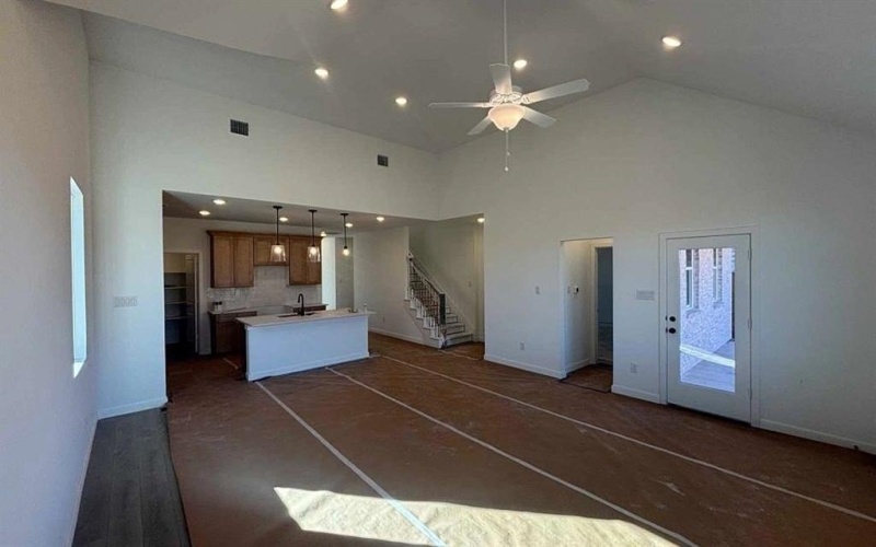 669 Tyronza Drive, Justin, TX 76247, 4 Habitaciones Habitaciones , ,3 BañosBaños,Residential,En Venta,669 Tyronza Drive,0,21169822