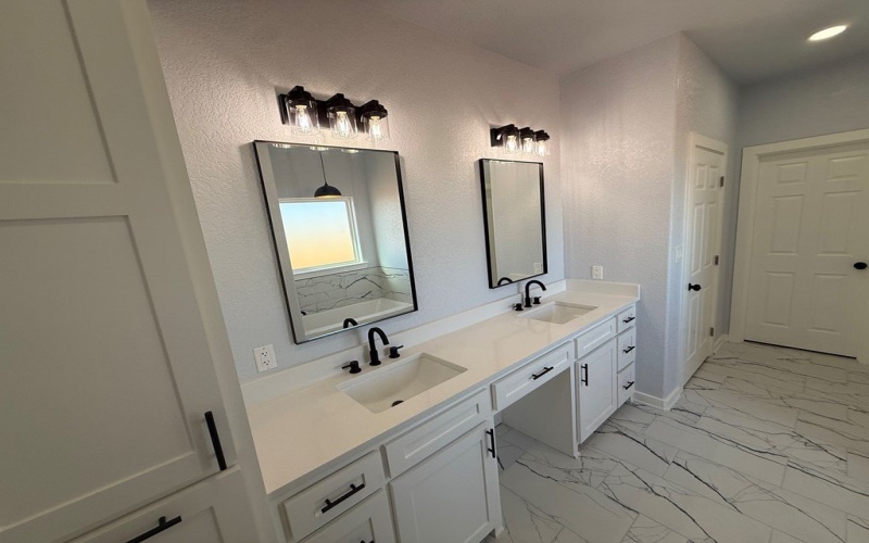 254 PR 304 E, Seminole, TX 79360, 3 Bedrooms Bedrooms, ,2 BathroomsBathrooms,Residential,For Sale,254 PR 304 E,0,50090588