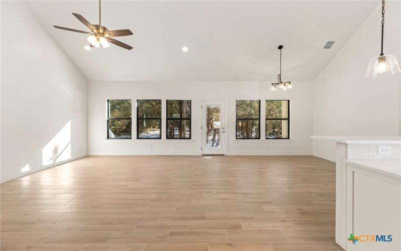 1595 Rocky Ridge Loop, Canyon Lake, TX 78133, 3 Habitaciones Habitaciones , ,2 BañosBaños,Residential,En Venta,1595 Rocky Ridge Loop,0,603339