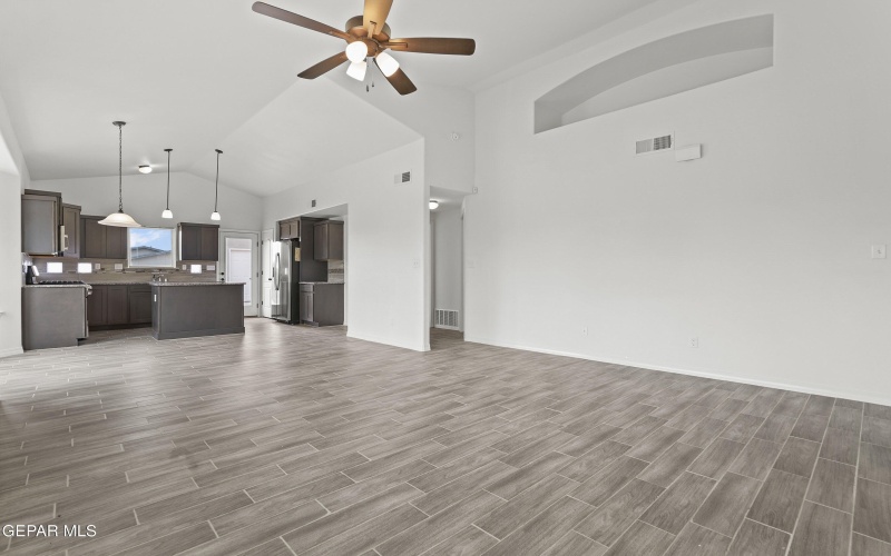 14372 Nick Drahos Lane, Horizon City, TX 79928, 4 Habitaciones Habitaciones , ,2 BañosBaños,Residential,En Venta,14372 Nick Drahos Lane,0,926475