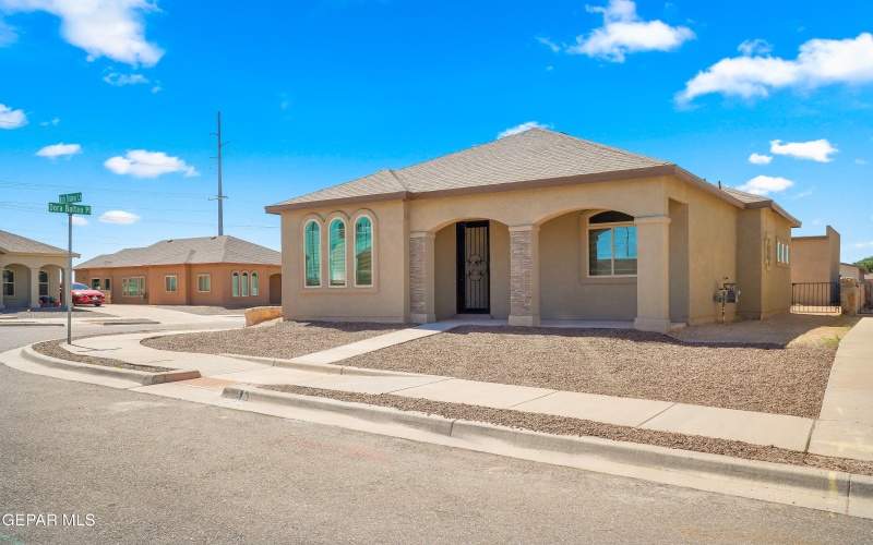 14372 Nick Drahos Lane, Horizon City, TX 79928, 4 Habitaciones Habitaciones , ,2 BañosBaños,Residential,En Venta,14372 Nick Drahos Lane,0,926475