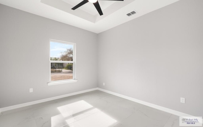 1925 KING AVE, HARLINGEN, TX 78552, 4 Habitaciones Habitaciones , ,2 BañosBaños,Residential,En Venta,1925 KING AVE,0,29771880