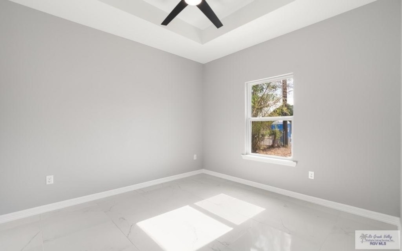 1925 KING AVE, HARLINGEN, TX 78552, 4 Habitaciones Habitaciones , ,2 BañosBaños,Residential,En Venta,1925 KING AVE,0,29771880