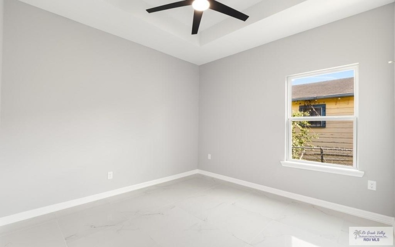 1925 KING AVE, HARLINGEN, TX 78552, 4 Habitaciones Habitaciones , ,2 BañosBaños,Residential,En Venta,1925 KING AVE,0,29771880