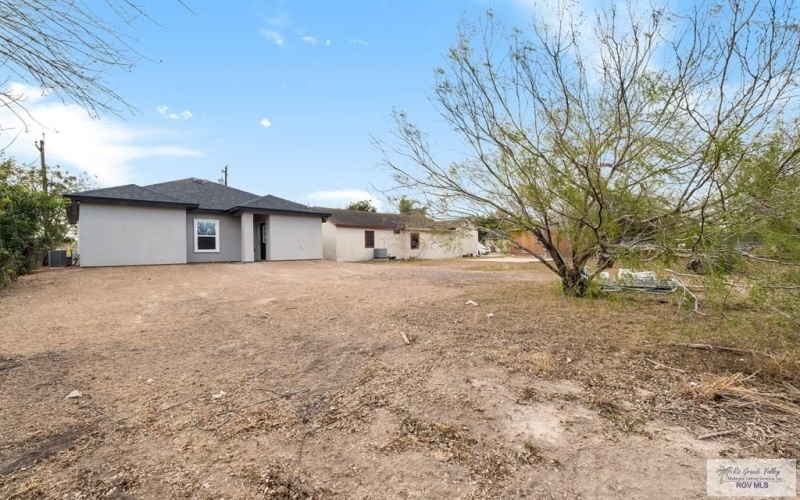 1925 KING AVE, HARLINGEN, TX 78552, 4 Habitaciones Habitaciones , ,2 BañosBaños,Residential,En Venta,1925 KING AVE,0,29771880