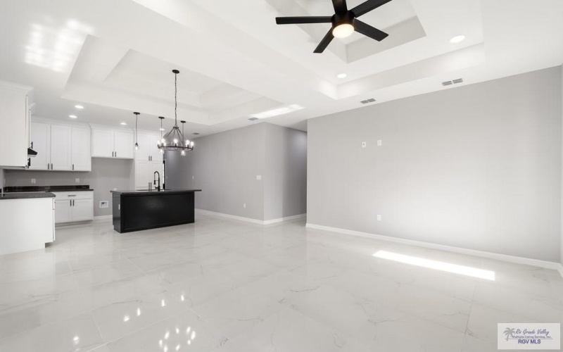 1925 KING AVE, HARLINGEN, TX 78552, 4 Habitaciones Habitaciones , ,2 BañosBaños,Residential,En Venta,1925 KING AVE,0,29771880