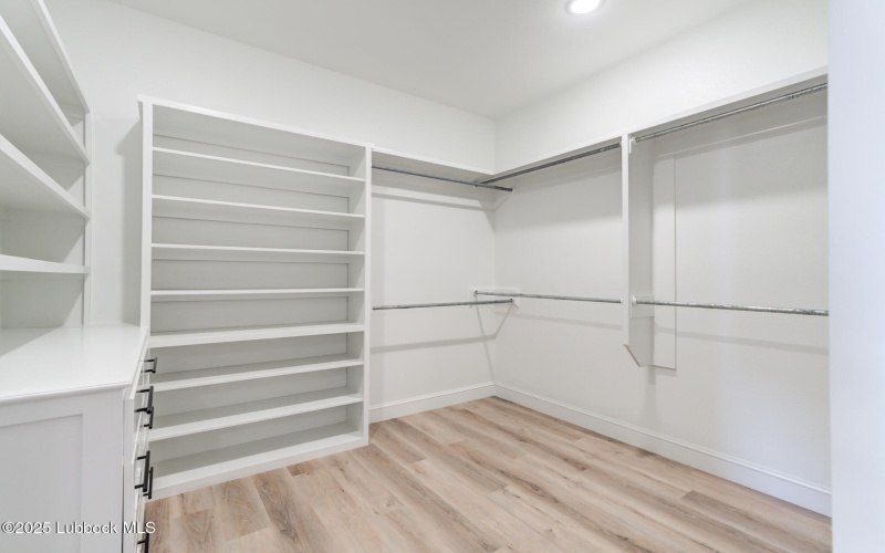 3902 148th Street, Lubbock, TX 79423, 5 Bedrooms Bedrooms, ,5 BathroomsBathrooms,Residential,For Sale,3902 148th Street,0,202601531