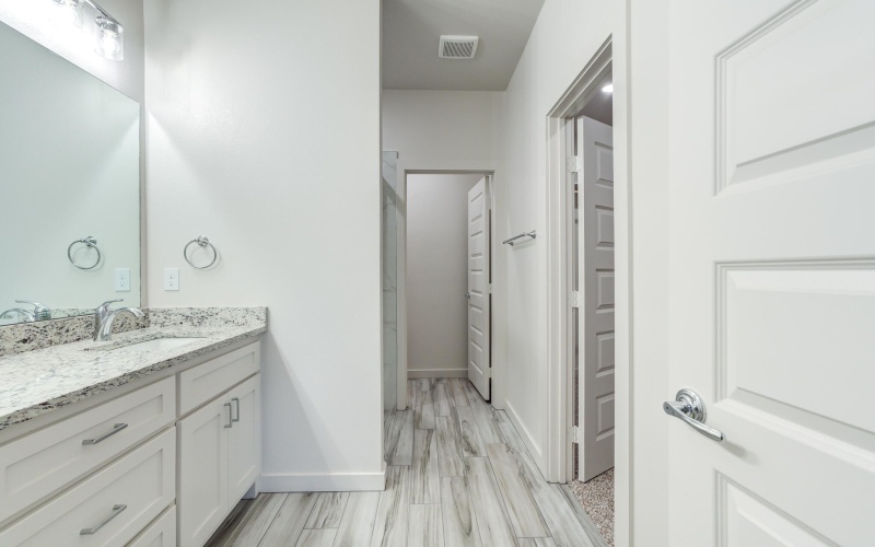 7038 41st Street, Lubbock, TX 79407, 11 Bedrooms Bedrooms, ,8 BathroomsBathrooms,Residential Multi Family,For Sale,7038 41st Street,0,202601557