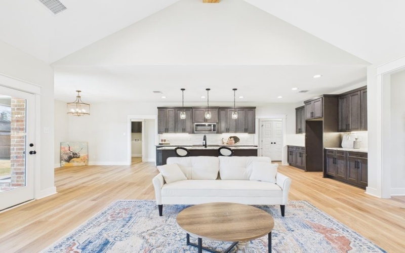 3601 Clearview Drive, San Angelo, TX 76904, 4 Bedrooms Bedrooms, ,3 BathroomsBathrooms,Residential,For Sale,3601 Clearview Drive,0,131526