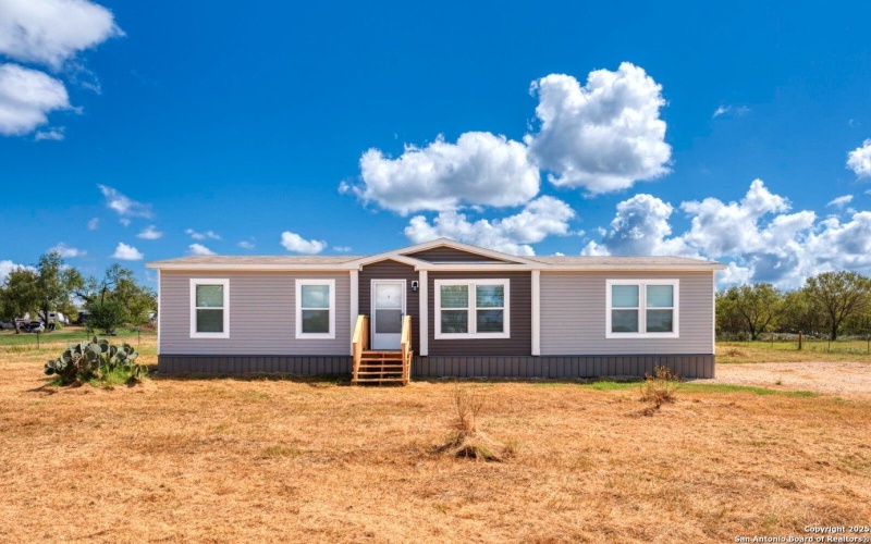 County Road 769, Devine, TX 78016, 4 Habitaciones Habitaciones , ,2 BañosBaños,Residential,En Venta,County Road 769,0,1915848