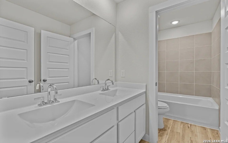 2310 Crisp Gln, San Antonio, TX 78224, 4 Habitaciones Habitaciones , ,3 BañosBaños,Residential,En Venta,2310 Crisp Gln,0,1938873