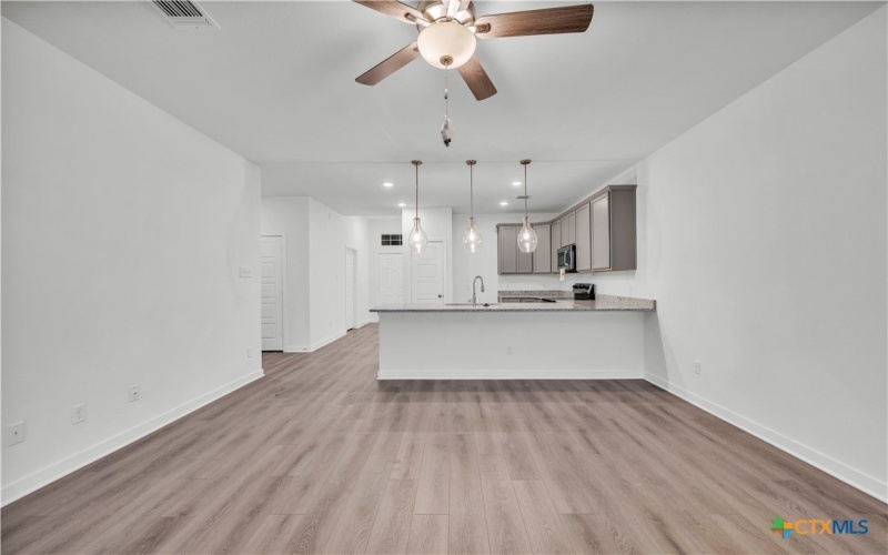 723 James Parker Circle, Killeen, TX 76542, 3 Bedrooms Bedrooms, ,2 BathroomsBathrooms,Residential,For Sale,723 James Parker Circle,0,603586