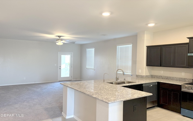 15157 Resolve Drive, El Paso, TX 79938, 3 Habitaciones Habitaciones , ,1 BañoBaños,Residential,En Venta,15157 Resolve Drive,0,937693