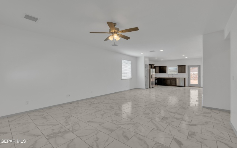 15153 Resolve Drive, El Paso, TX 79938, 3 Habitaciones Habitaciones , ,1 BañoBaños,Residential,En Venta,15153 Resolve Drive,0,937694