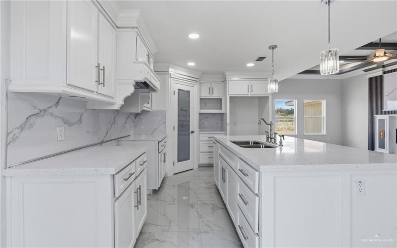 2251 Tuscany Road, Weslaco, TX 78596, 3 Habitaciones Habitaciones , ,2 BañosBaños,Residential,En Venta,2251 Tuscany Road,0,492120