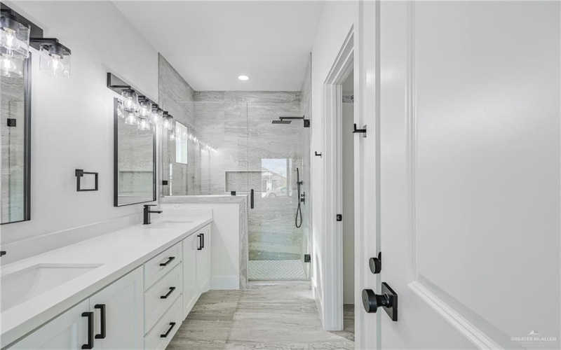 8035 N 50th Street, McAllen, TX 78504, 3 Habitaciones Habitaciones , ,2 BañosBaños,Residential,En Venta,8035 N 50th Street,0,494013