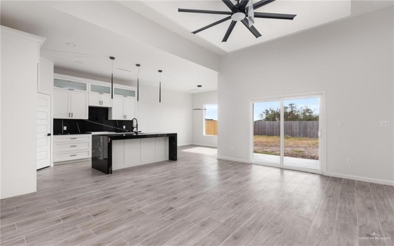 2105 Blue Sky Drive, Weslaco, TX 78596, 3 Habitaciones Habitaciones , ,2 BañosBaños,Residential,En Venta,2105 Blue Sky Drive,0,494018