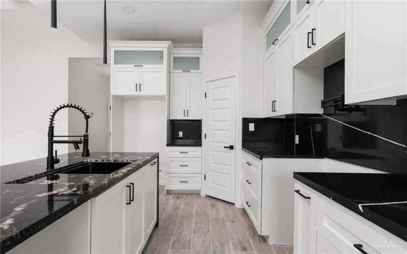 2105 Blue Sky Drive, Weslaco, TX 78596, 3 Habitaciones Habitaciones , ,2 BañosBaños,Residential,En Venta,2105 Blue Sky Drive,0,494018