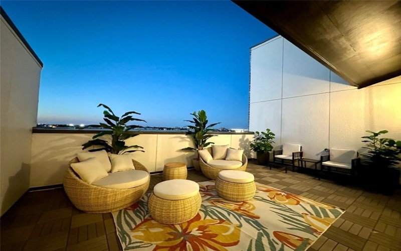 4122 Belt Line Road, Addison, TX 75001, 3 Habitaciones Habitaciones , ,5 BañosBaños,Residential,En Venta,4122 Belt Line Road,0,20873260