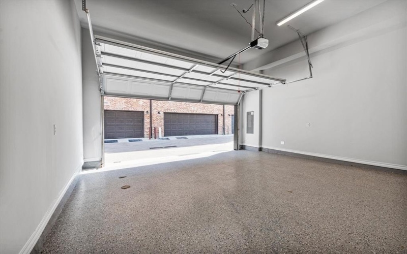 4122 Belt Line Road, Addison, TX 75001, 3 Habitaciones Habitaciones , ,5 BañosBaños,Residential,En Venta,4122 Belt Line Road,0,20873260