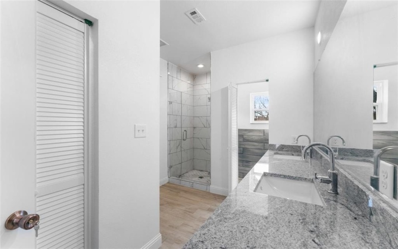 2211 E Ann Arbor Avenue, Dallas, TX 75216, 4 Bedrooms Bedrooms, ,3 BathroomsBathrooms,Residential,For Sale,2211 E Ann Arbor Avenue,0,21167888