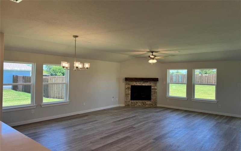 605 Finlee Way, Tioga, TX 76271, 3 Habitaciones Habitaciones , ,2 BañosBaños,Residential,En Venta,605 Finlee Way,0,21168160