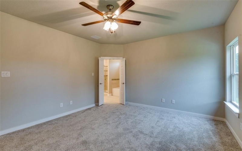 602 Kyle Drive, Tioga, TX 76271, 4 Bedrooms Bedrooms, ,3 BathroomsBathrooms,Residential,For Sale,602 Kyle Drive,0,21168202