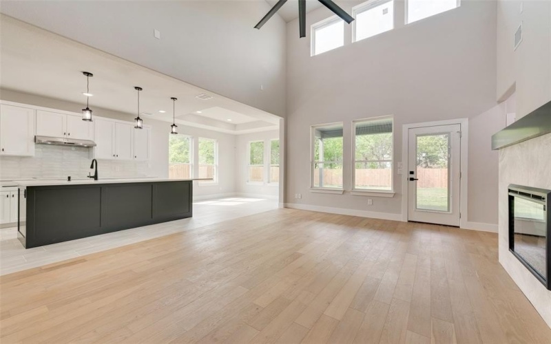 6810 Windward View Drive, Rowlett, TX 75088, 4 Bedrooms Bedrooms, ,3 BathroomsBathrooms,Residential,For Sale,6810 Windward View Drive,0,21168447