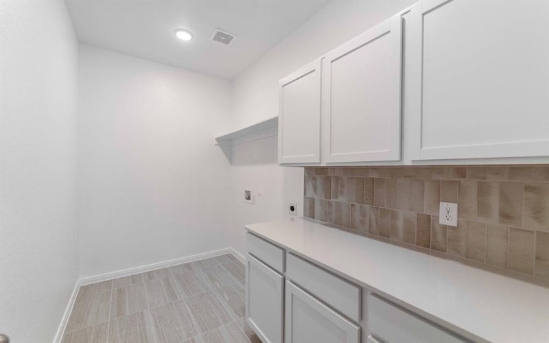 1808 Morning Mist, Mesquite, TX 75181, 3 Bedrooms Bedrooms, ,2 BathroomsBathrooms,Residential,For Sale,1808 Morning Mist,20617705