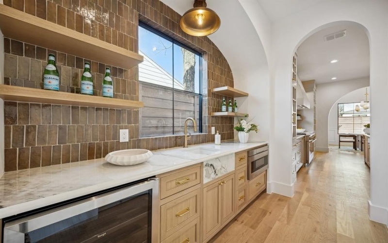 3875 Dunhaven Road, Dallas, TX 75220, 5 Bedrooms Bedrooms, ,6 BathroomsBathrooms,Residential,For Sale,3875 Dunhaven Road,0,21169290