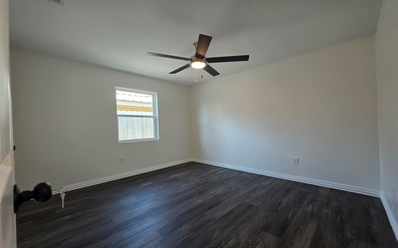 924 E Titus Street, Mexia, TX 76667, 3 Bedrooms Bedrooms, ,2 BathroomsBathrooms,Residential,For Sale,924 E Titus Street,0,21169352