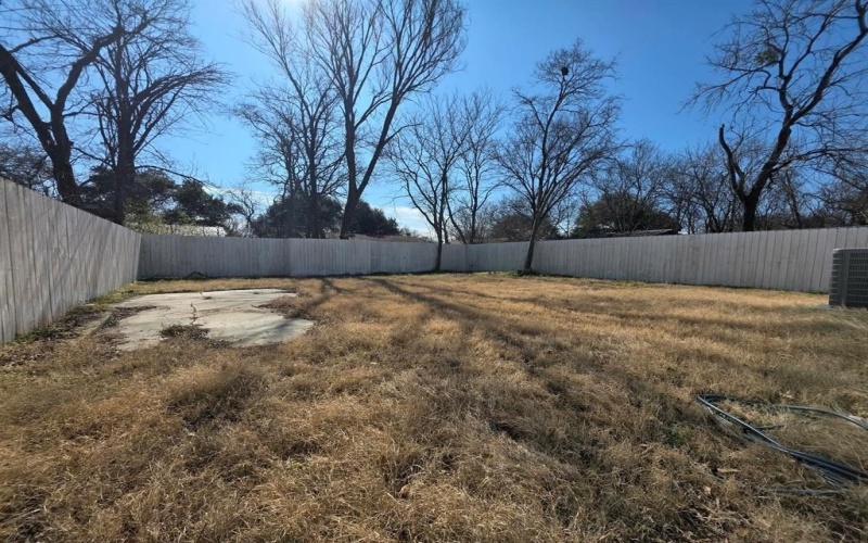 924 E Titus Street, Mexia, TX 76667, 3 Bedrooms Bedrooms, ,2 BathroomsBathrooms,Residential,For Sale,924 E Titus Street,0,21169352