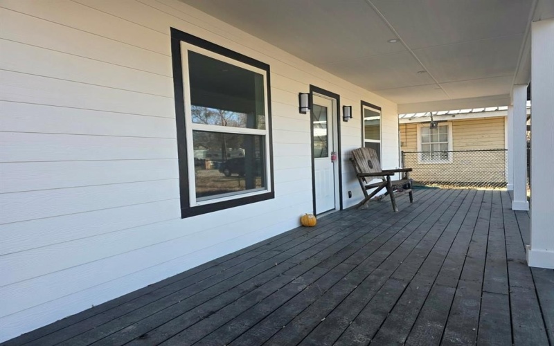 924 E Titus Street, Mexia, TX 76667, 3 Bedrooms Bedrooms, ,2 BathroomsBathrooms,Residential,For Sale,924 E Titus Street,0,21169352