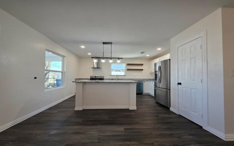 924 E Titus Street, Mexia, TX 76667, 3 Bedrooms Bedrooms, ,2 BathroomsBathrooms,Residential,For Sale,924 E Titus Street,0,21169352