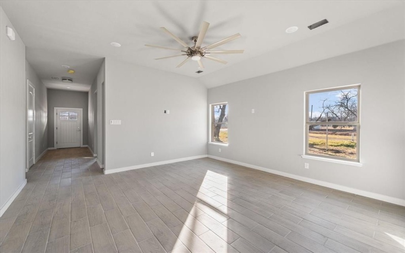 101 N Goodman Avenue, Kerens, TX 75144, 3 Bedrooms Bedrooms, ,2 BathroomsBathrooms,Residential,For Sale,101 N Goodman Avenue,0,21169573