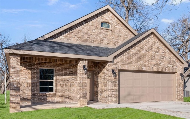 101 N Goodman Avenue, Kerens, TX 75144, 3 Bedrooms Bedrooms, ,2 BathroomsBathrooms,Residential,For Sale,101 N Goodman Avenue,0,21169573