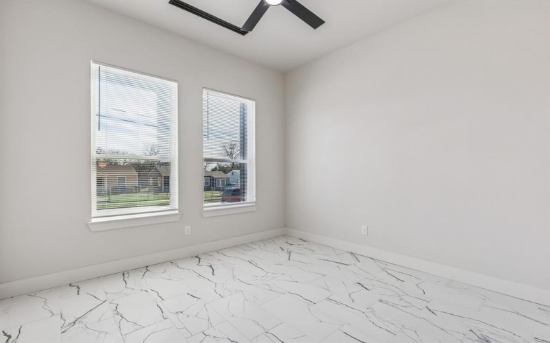 1447 Oakley Avenue, Dallas, TX 75216, 4 Bedrooms Bedrooms, ,5 BathroomsBathrooms,Residential,For Sale,1447 Oakley Avenue,0,21169633