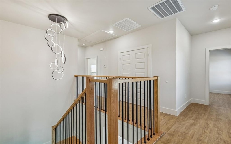 1447 Oakley Avenue, Dallas, TX 75216, 4 Bedrooms Bedrooms, ,5 BathroomsBathrooms,Residential,For Sale,1447 Oakley Avenue,0,21169633