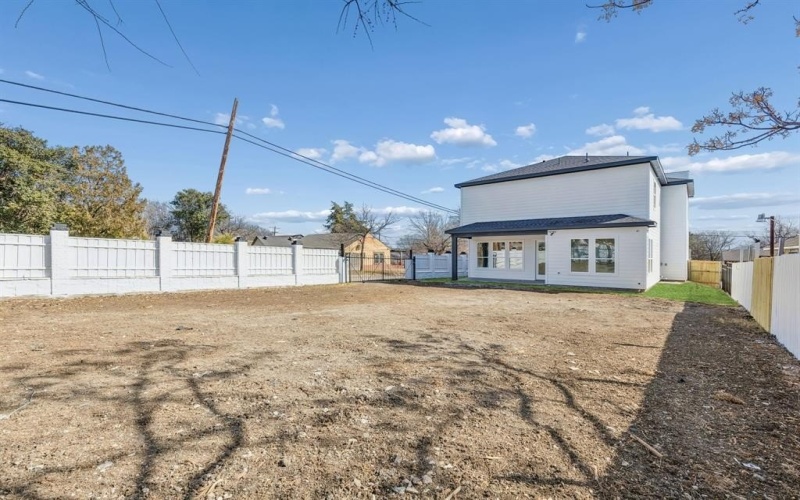 1447 Oakley Avenue, Dallas, TX 75216, 4 Bedrooms Bedrooms, ,5 BathroomsBathrooms,Residential,For Sale,1447 Oakley Avenue,0,21169633