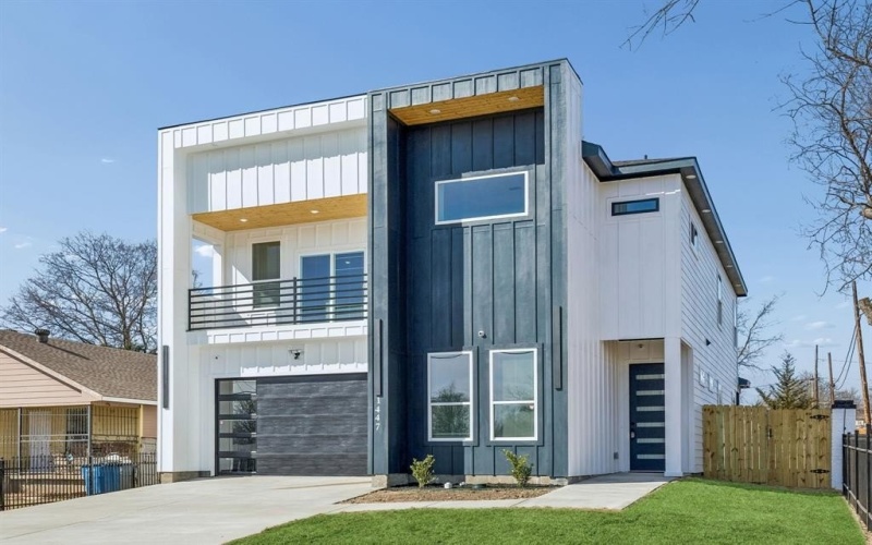 1447 Oakley Avenue, Dallas, TX 75216, 4 Bedrooms Bedrooms, ,5 BathroomsBathrooms,Residential,For Sale,1447 Oakley Avenue,0,21169633