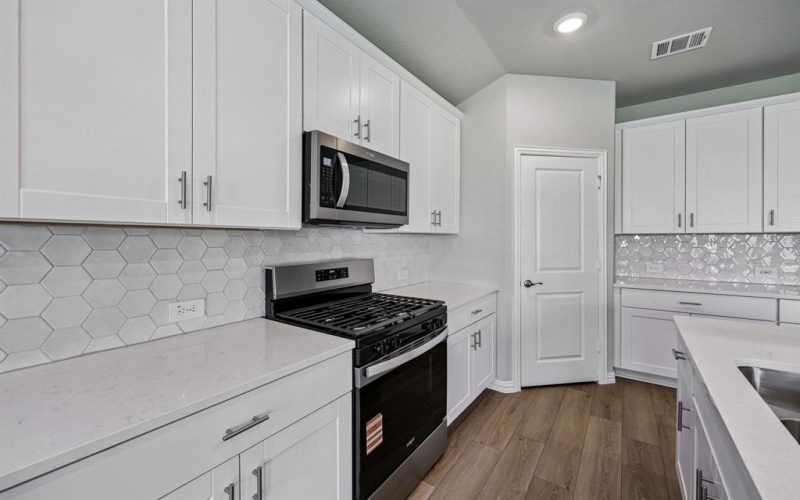 808 London Town Lane, Princeton, TX 75071, 4 Bedrooms Bedrooms, ,3 BathroomsBathrooms,Residential,For Sale,808 London Town Lane,0,21169973