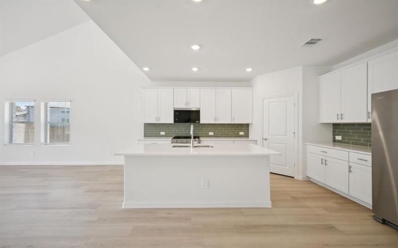 807 London Town Lane, Princeton, TX 75071, 5 Bedrooms Bedrooms, ,3 BathroomsBathrooms,Residential,For Sale,807 London Town Lane,0,21169977